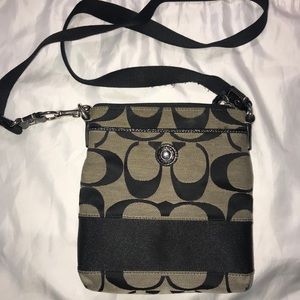 Coach small messenger